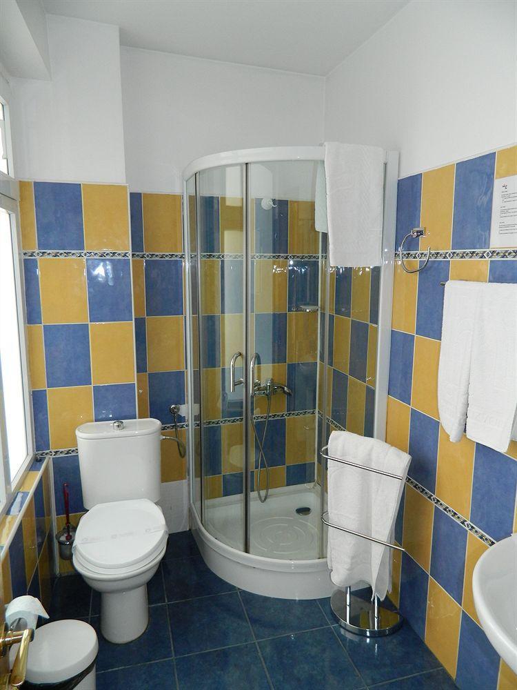 Hotel Tranzzit Bucharest Luaran gambar